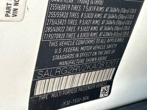 Used 2019 Land Rover Discovery SE AWD/4WD image 19