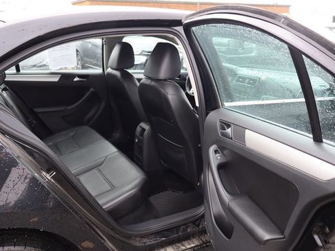 Used 2013 Volkswagen Jetta SE image 19
