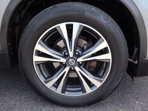Used 2018 Nissan Rogue SL AWD/4WD image 44