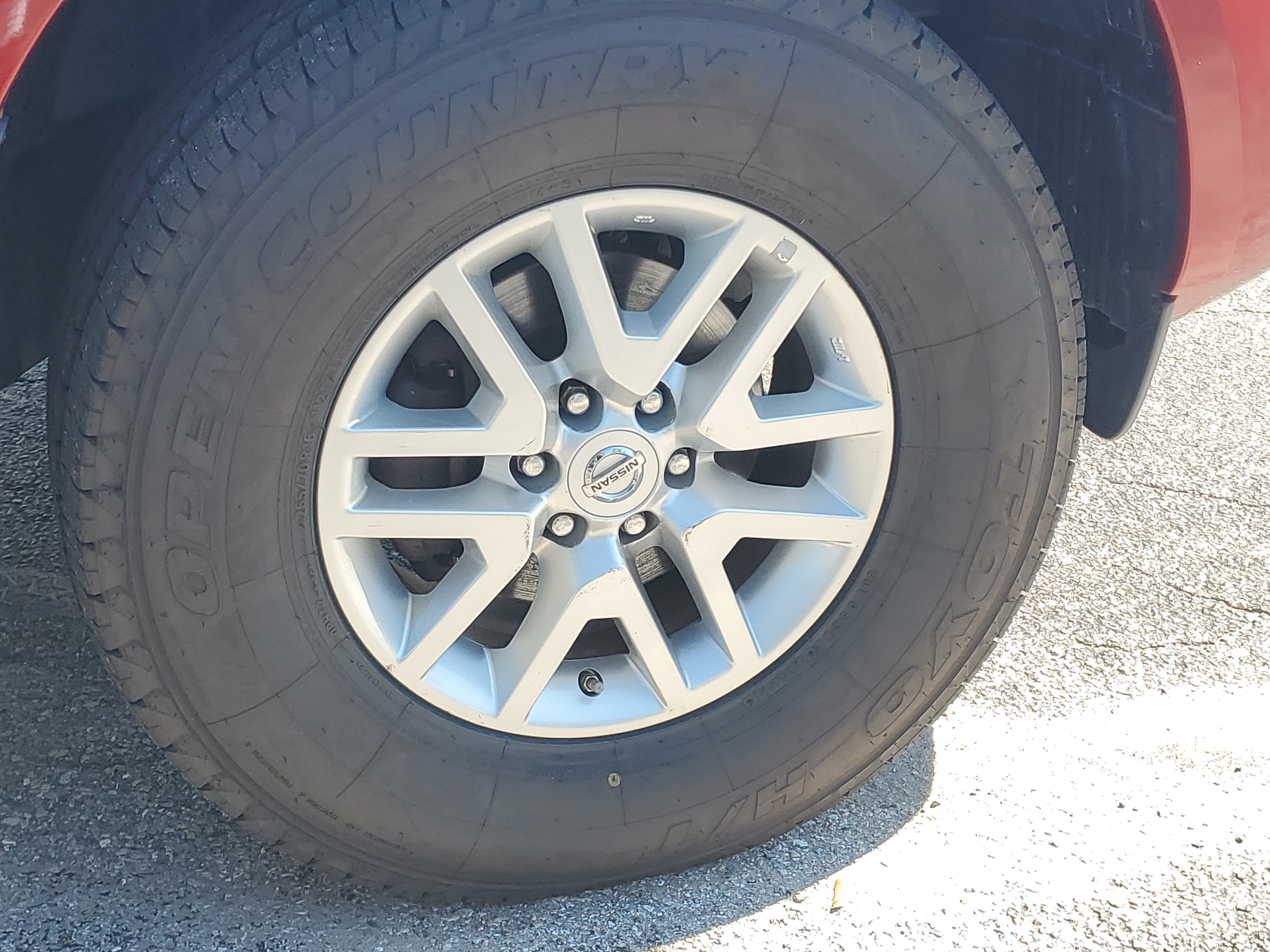 Used 2016 Nissan Frontier SV AWD/4WD image 7