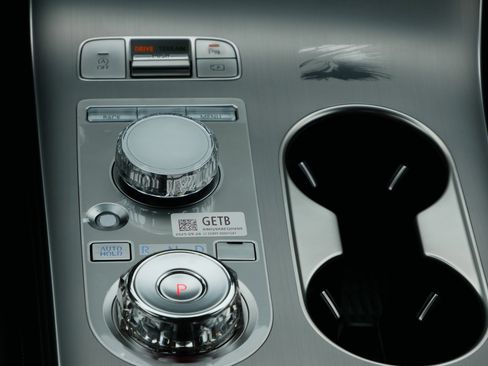 New 2026 Genesis GV70 2.5T Advanced image 8