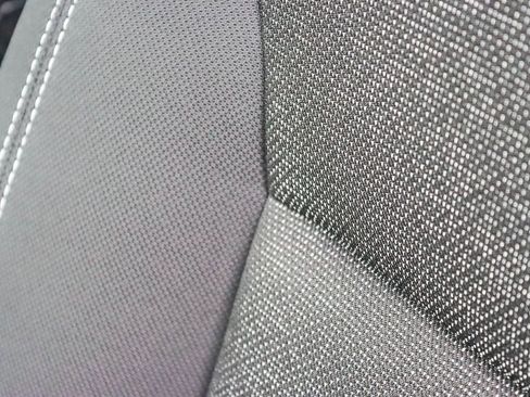 Used 2026 Chevrolet Traverse LT w/ Driver Confidence Package image 24