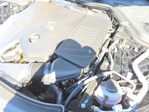 Used 2024 Mercedes-Benz E 350 4MATIC Sedan image 32