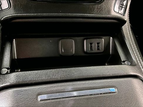 Used 2018 GMC Yukon XL Denali w/ Open Road Package image 35