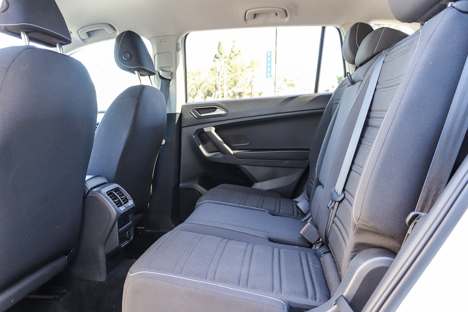 Used 2022 Volkswagen Tiguan S FWD image 19