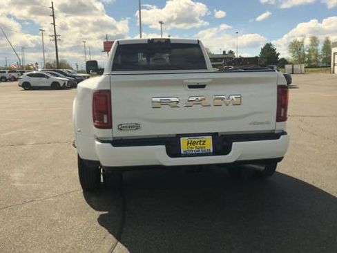 Used 2025 RAM 3500 Longhorn AWD/4WD image 7