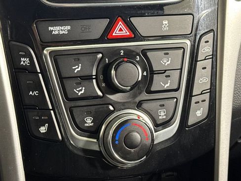 Used 2016 Hyundai Elantra GT FWD image 32