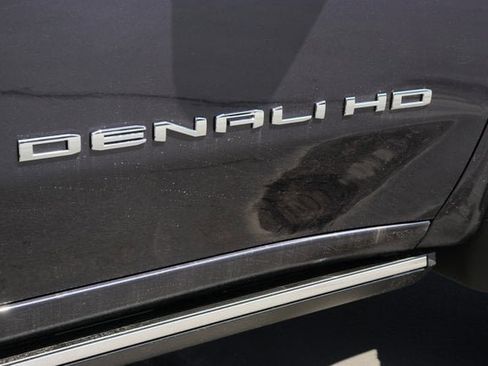 New 2025 GMC Sierra 3500 Denali w/ Denali Reserve Package image 13