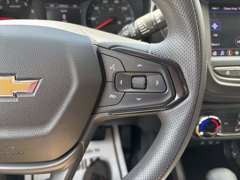 Used 2022 Chevrolet TrailBlazer LT w/ Driver Confidence Package image 22
