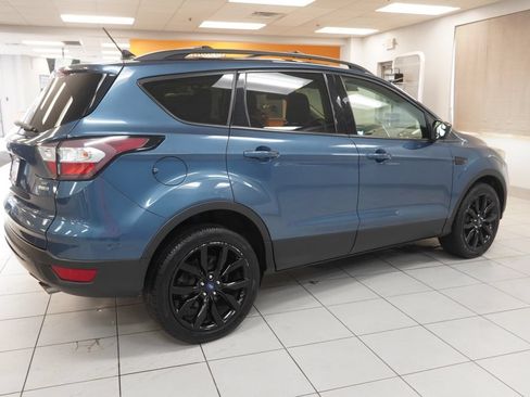 Used 2018 Ford Escape SE w/ SE Sport Appearance Package AWD/4WD image 11