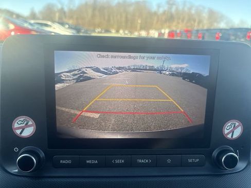 Used 2023 Hyundai Kona SEL image 15