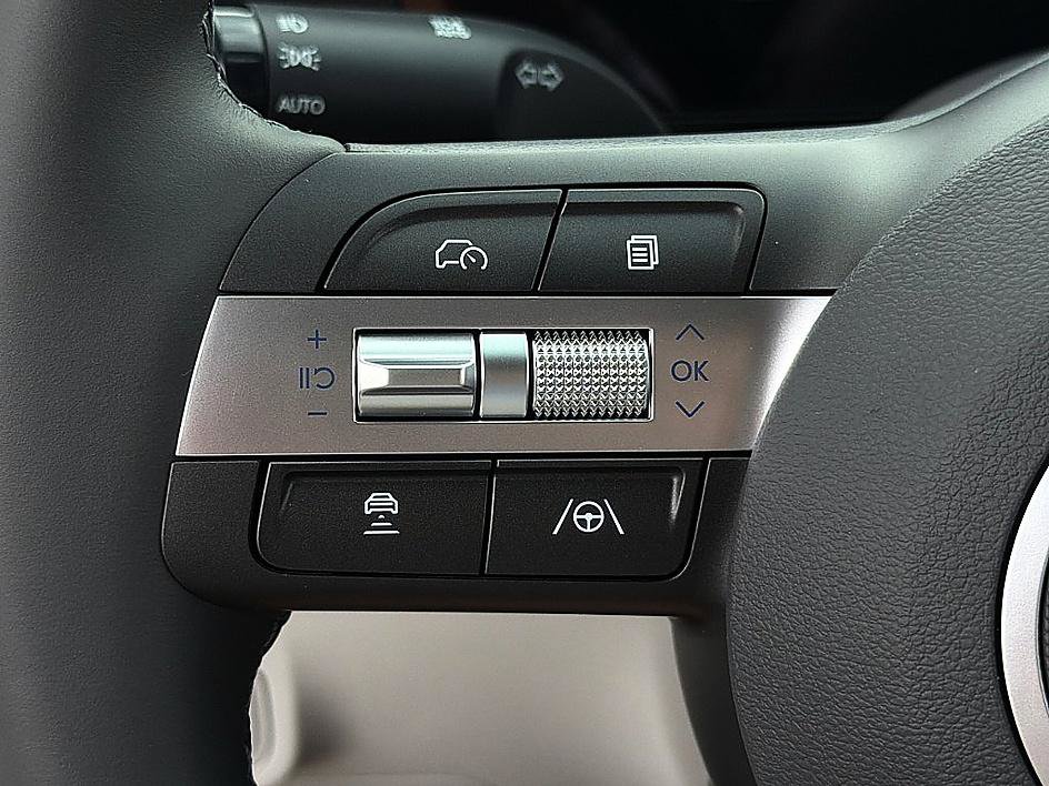 New 2027 Hyundai Kona SEL Sport FWD image 14