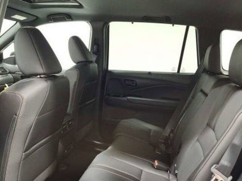 Used 2024 Honda Passport TrailSport image 17