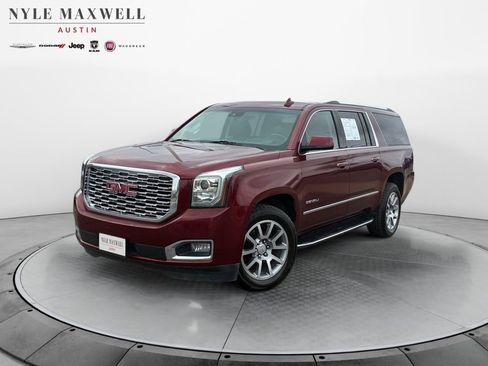 Used 2020 GMC Yukon XL Denali image 1