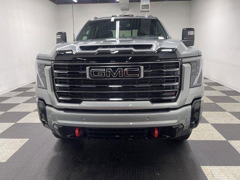 New 2026 GMC Sierra 2500 AT4 w/ LPO, Black Badging Package AWD/4WD image 6