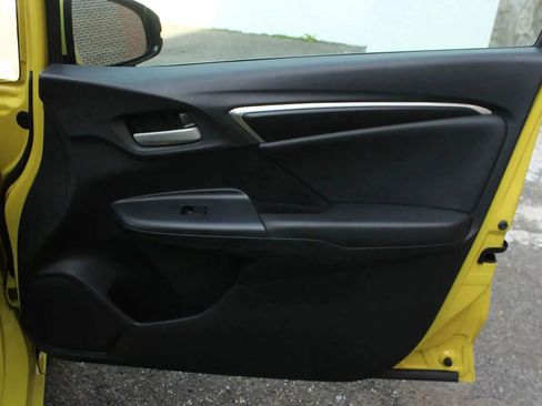 Used 2016 Honda Fit EX-L image 24