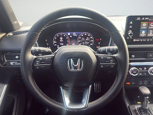 Used 2022 Honda Civic Sport Touring image 14