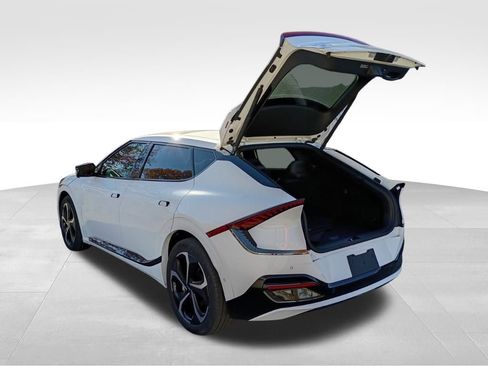 Used 2024 Kia EV6 GT-Line image 10