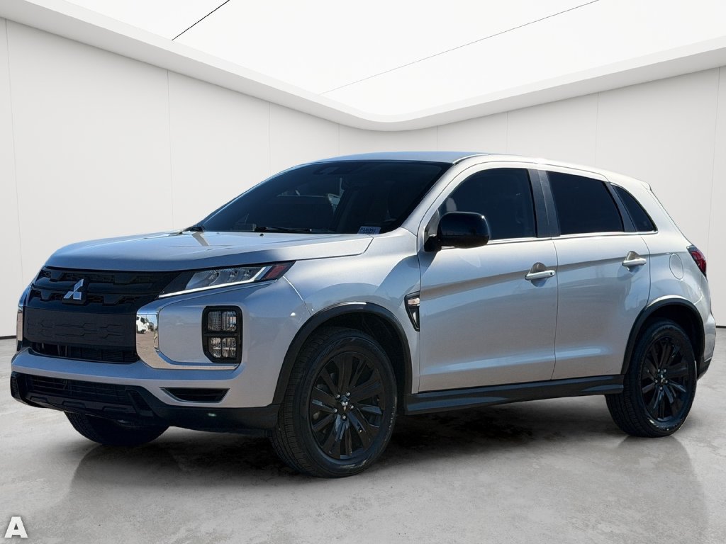 Used 2025 Mitsubishi Outlander Sport ES AWD/4WD image 2