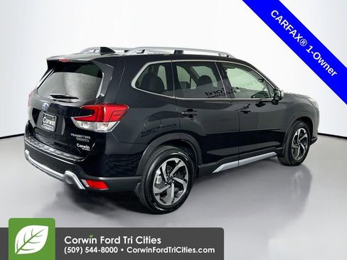 Used 2024 Subaru Forester Touring w/ Convenience Package image 15