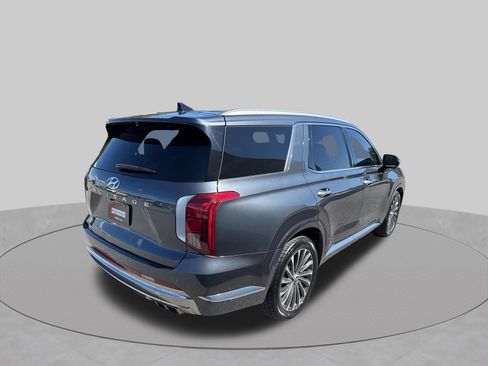 Used 2024 Hyundai Palisade Calligraphy FWD image 9