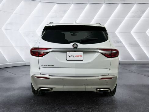 Used 2020 Buick Enclave Essence image 5