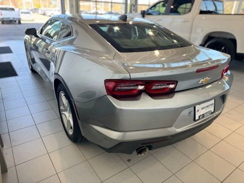 Used 2023 Chevrolet Camaro LT RWD image 38