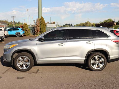 Used 2014 Toyota Highlander Limited FWD image 8