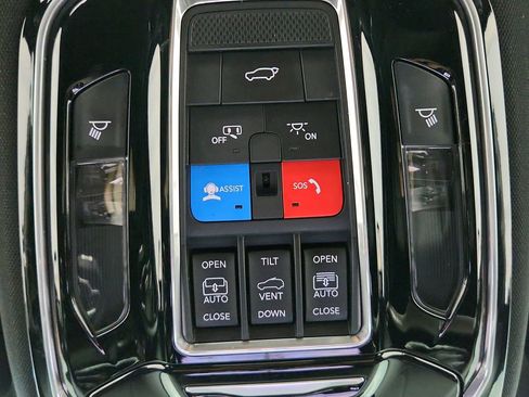 Used 2022 Jeep Grand Wagoneer Series I AWD/4WD image 21