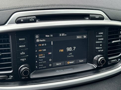 Used 2019 Kia Sorento EX image 17