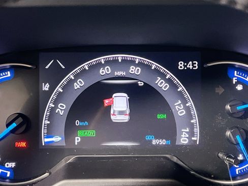 Used 2024 Toyota RAV4 XSE AWD/4WD image 22