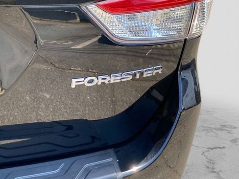 Certified 2023 Subaru Forester Limited AWD/4WD image 6