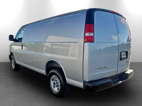 New 2026 GMC Savana 3500 w/ Driver Convenience Package RWD image 9