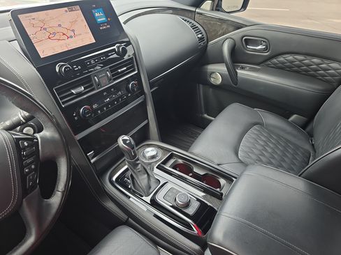 Used 2023 INFINITI QX80 Sensory w/ Cargo Package AWD/4WD image 25