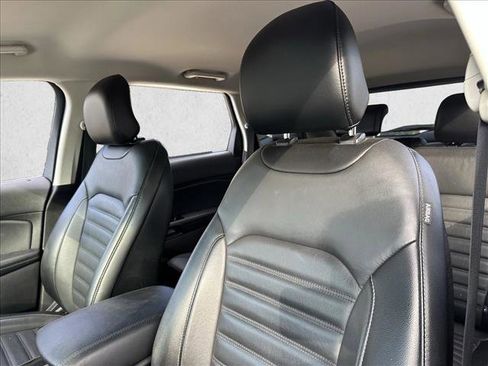 Used 2017 Ford Edge SEL w/ Equipment Group 201A image 7