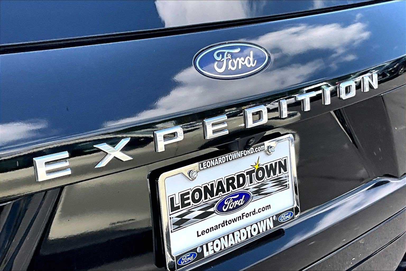 Certified 2025 Ford Expedition Active RWD image 35