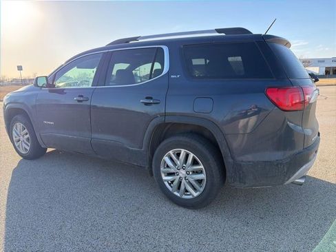 Used 2019 GMC Acadia SLT image 2