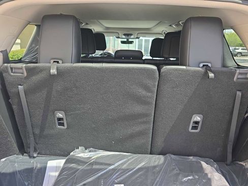 New 2026 INFINITI QX60 Luxe w/ Cargo Package FWD image 10