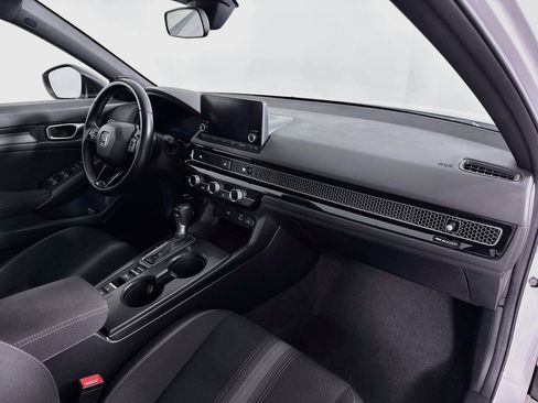 Certified 2024 Honda Civic Sport image 26