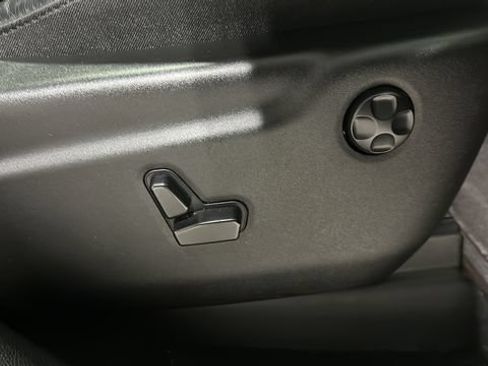 Used 2024 Dodge Durango GT AWD/4WD image 31