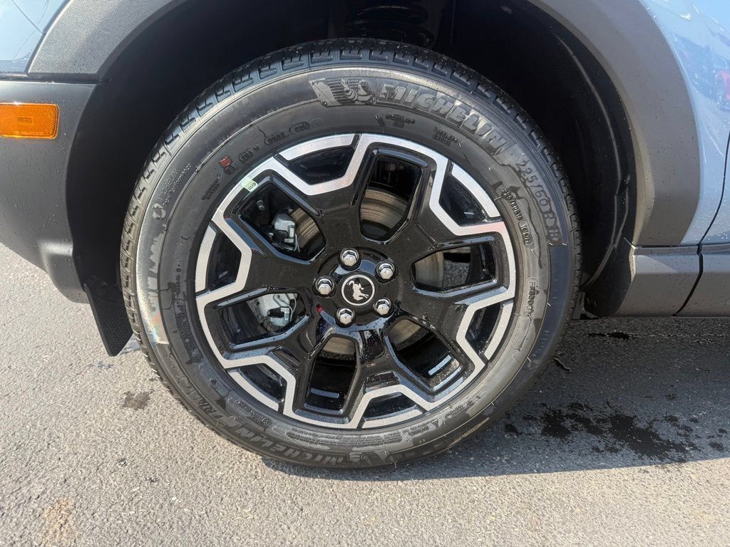 New 2026 Ford Bronco Sport Outer Banks w/ Outer Banks Tech Package+ AWD/4WD image 11