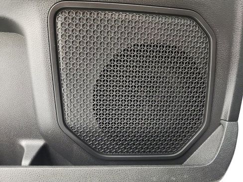 Used 2022 Toyota Tundra SR5 image 39