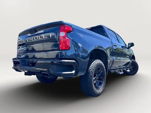 Used 2019 Chevrolet Silverado 1500 Custom Trail Boss w/ Custom Convenience Package AWD/4WD image 3