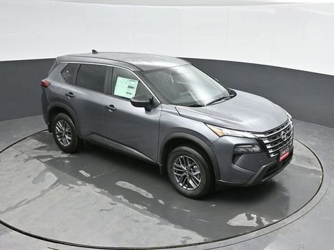 New 2026 Nissan Rogue S image 33