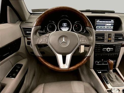 Used 2012 Mercedes-Benz E 350 Cabriolet image 6