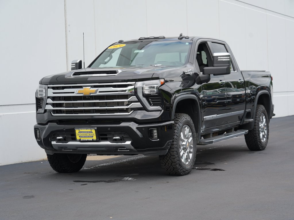 Used 2024 Chevrolet Silverado 3500 High Country w/ High Country Premium Package AWD/4WD image 8