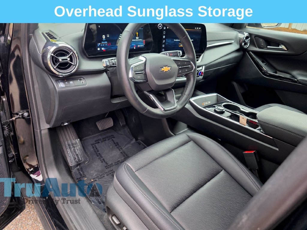 Used 2026 Chevrolet Equinox LT w/ Convenience Package II FWD image 8