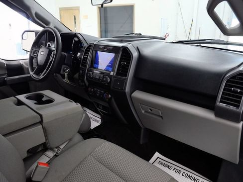 Used 2019 Ford F150 XLT w/ Trailer Tow Package AWD/4WD image 16