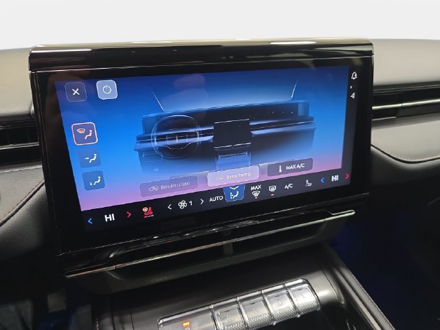 New 2026 Lincoln Nautilus Premier AWD/4WD image 21