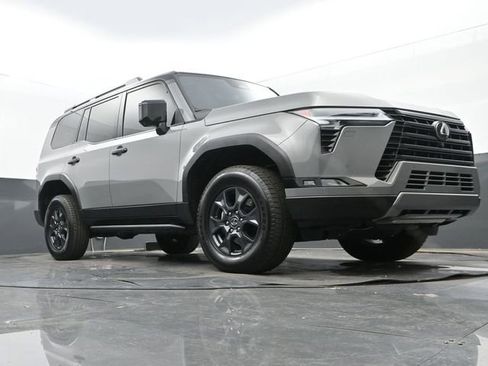 Used 2024 Lexus GX 550 AWD/4WD image 26